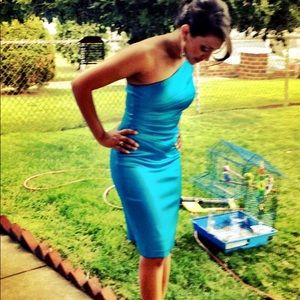 Gorgeous Cache midi dress